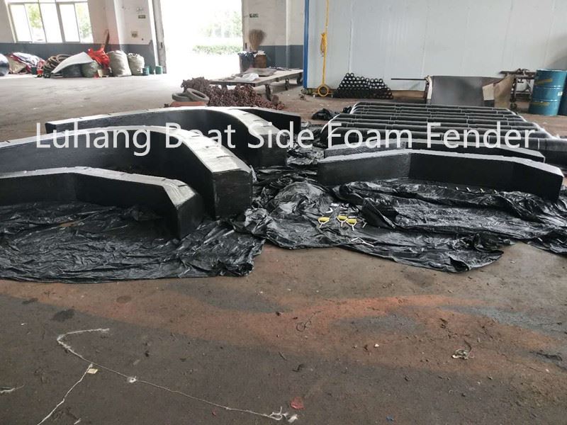 Boatside foam fender