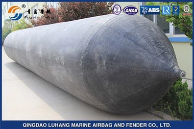 Túi khí bơm hơi hàng hải là công cụ thiết yếu để hạ thủy và neo đậu tàu
